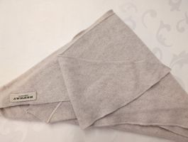 Repeat 100% Cashmere  Dreiecksschal, Neuwertig, hellbeige?