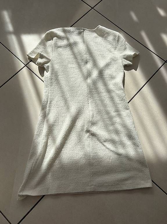 Vestiti: Robe Mango, femme  – Usato da Genève venduto da Chek_ka 1