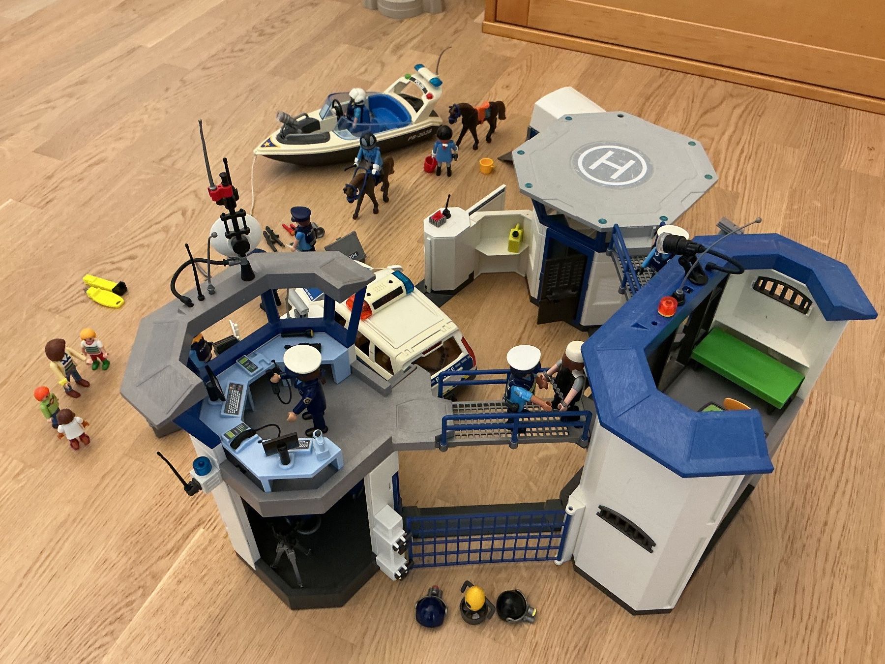 Playmobil Giocattoli: Playmobil Polizei-Set – Usato da Witterswil venduto da cst_mc26 1