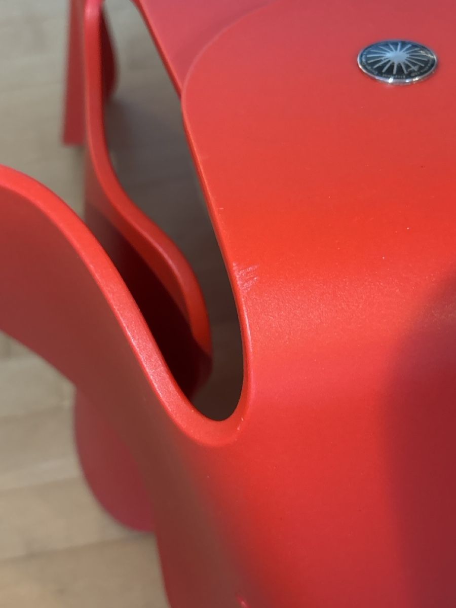 Vitra Tabourets: Vitra Eames Elephant rot Kunststoff neuwertig – Neuf (Voir description) à Wollerau par DerAlbrecht 3