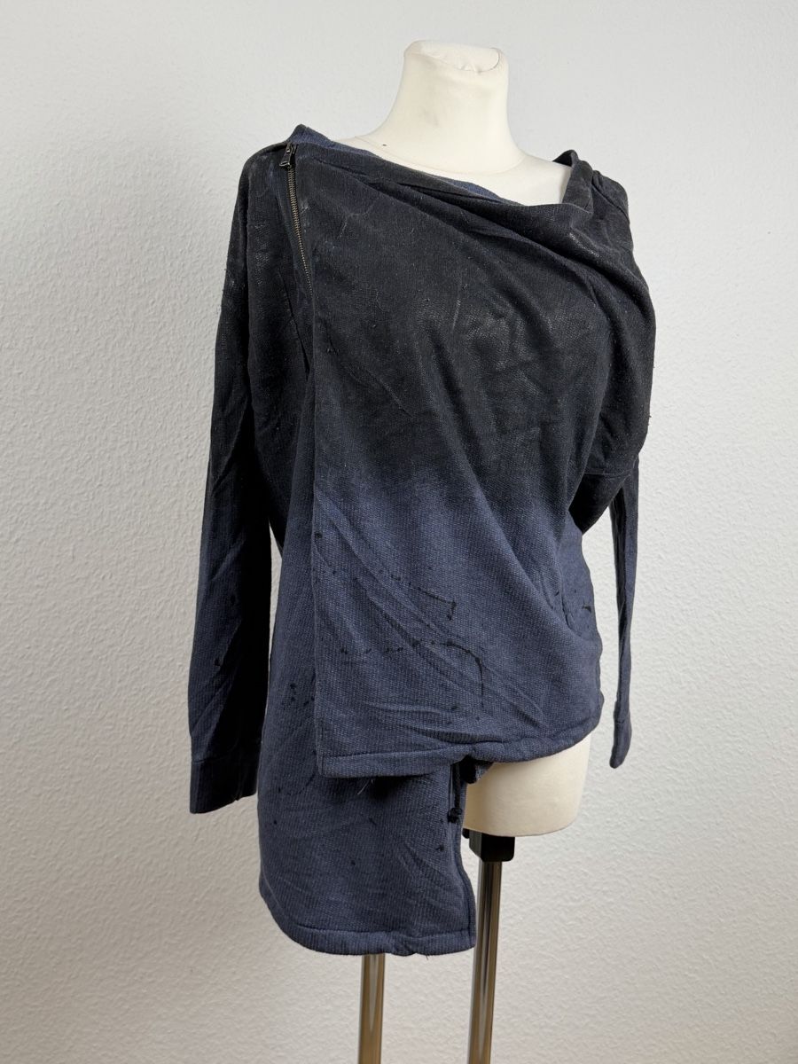 Maglioni & Felpe: asymmetric zip top hoodie size S – Usato da Knonau venduto da Grapesvintage 8