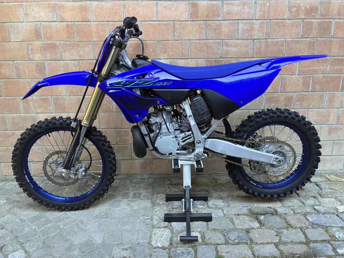 Enduro: Yamaha YZ250LC 2Storks Motocross – Nuovo e nell'imballaggio originale da Schwanden Sigrisw venduto da biroo13