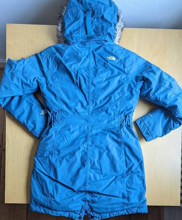 North Face Jacken: North Face Arctic Parka Gr. M – Gebraucht aus Thalwil von kat_d85f 4