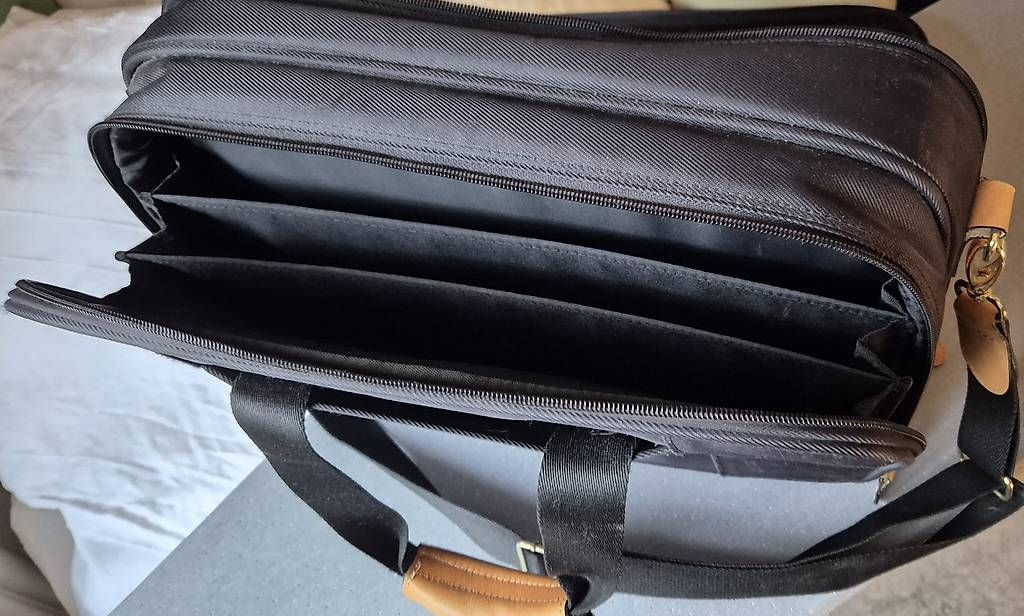 Borse: Laptop, Notebook, Computer Tasche – Usato da Zürich venduto da Ovina 2