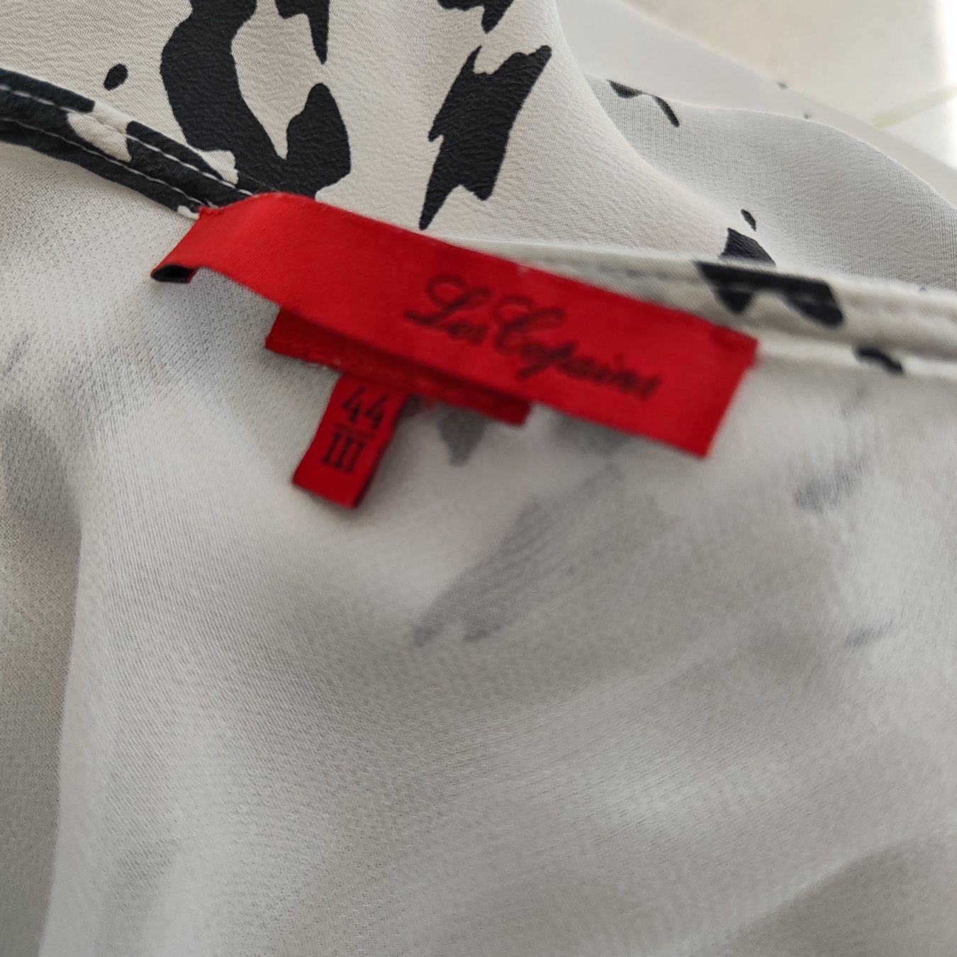 Costumi: Seide Kostüme Gr 44 ( IT) – Usato da Langnau am Albis venduto da Judithsebi 6