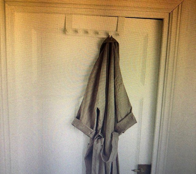 Eisenwaren: Patère blanc à 6 crochets pour porte. Jamais utilisé. Neuve – Gebraucht aus Aigle von Tchamille 1