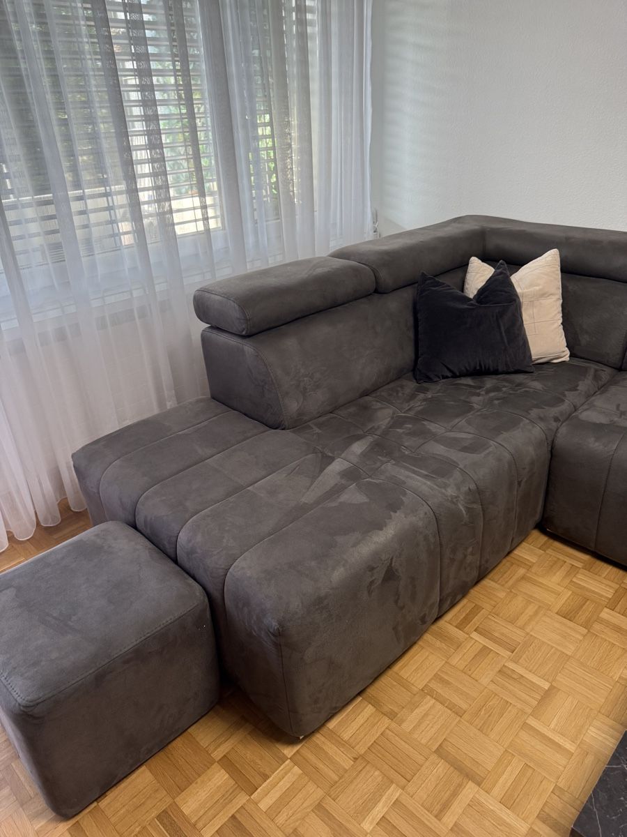 Divani: Ecksofa anthrazit 350x210cm mit Hocker gut erhalten – Usato da Winterthur venduto da fij_f65r 4