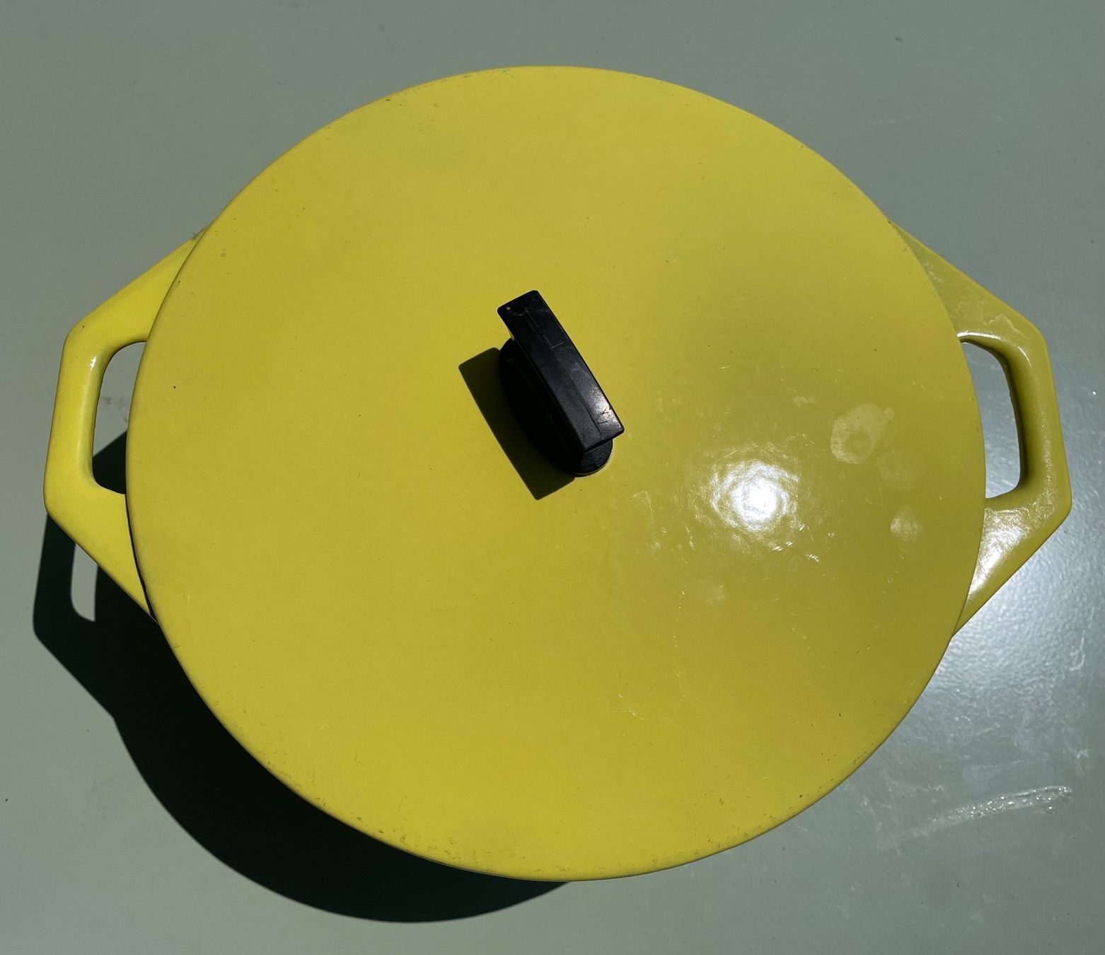 Von Roll Pentole: Von Roll Gusseisen Topf – Usato da Zürich venduto da steinhuhn 1