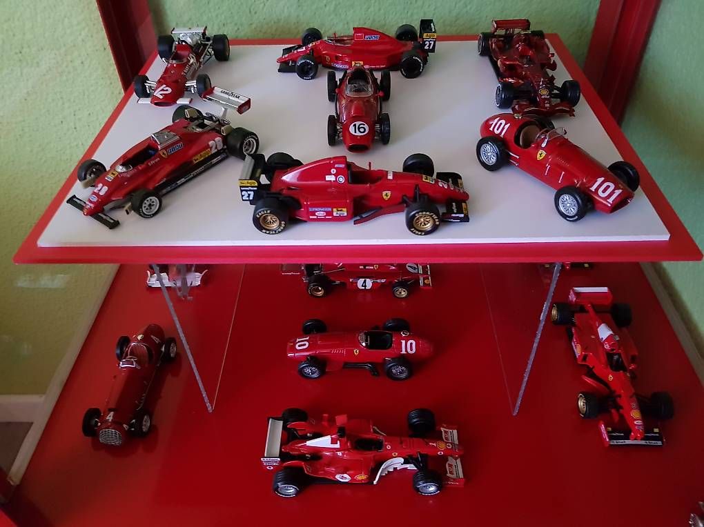 Modellini d'auto: Ferrari F1 collezione – Usato da Cugnasco venduto da luc_5ptm 2