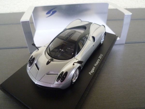 Modellini d'auto: Pagani Huayra (2012) – Nuovo e nell'imballaggio originale da Flawil venduto da Imperiosud 3
