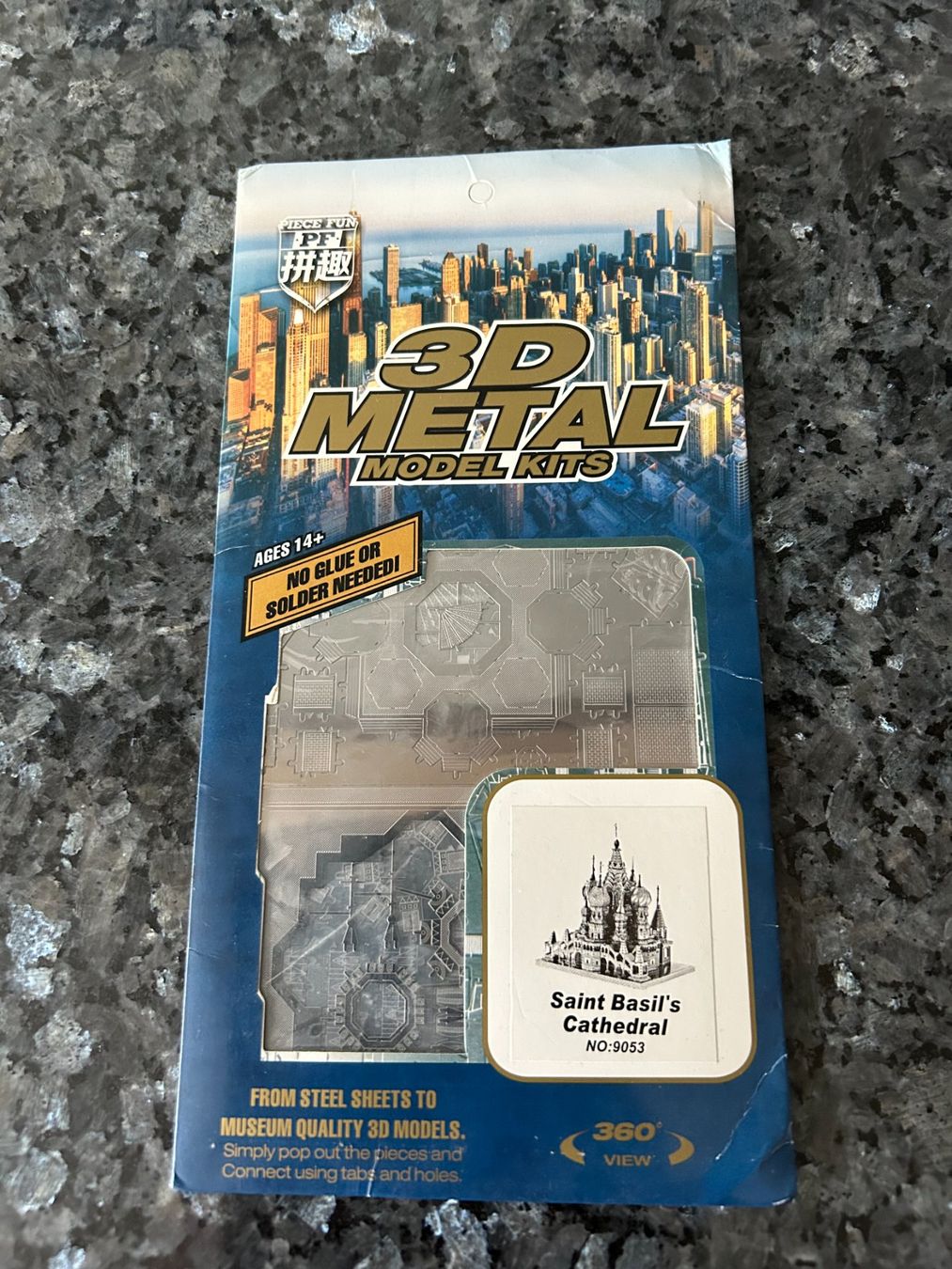 Giocattoli: 3D Metall Bausatz Basilius Kathedrale Puzzle – Nuovo e nell'imballaggio originale da Root venduto da Mpcshop