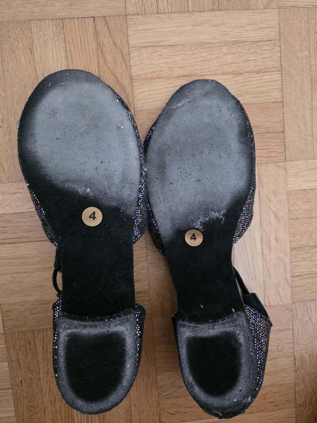 Scarpe da donna: chaussures danse pailleté - 36/37 – Usato da Courchavon venduto da Ammart 1