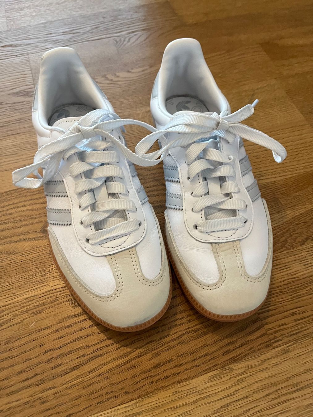 Adidas Chaussures hommes: Adidas Samba 36 2/3 – D'occasion à Arlesheim par Kunghelenie