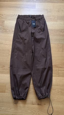 Under Armour Hose braun XS