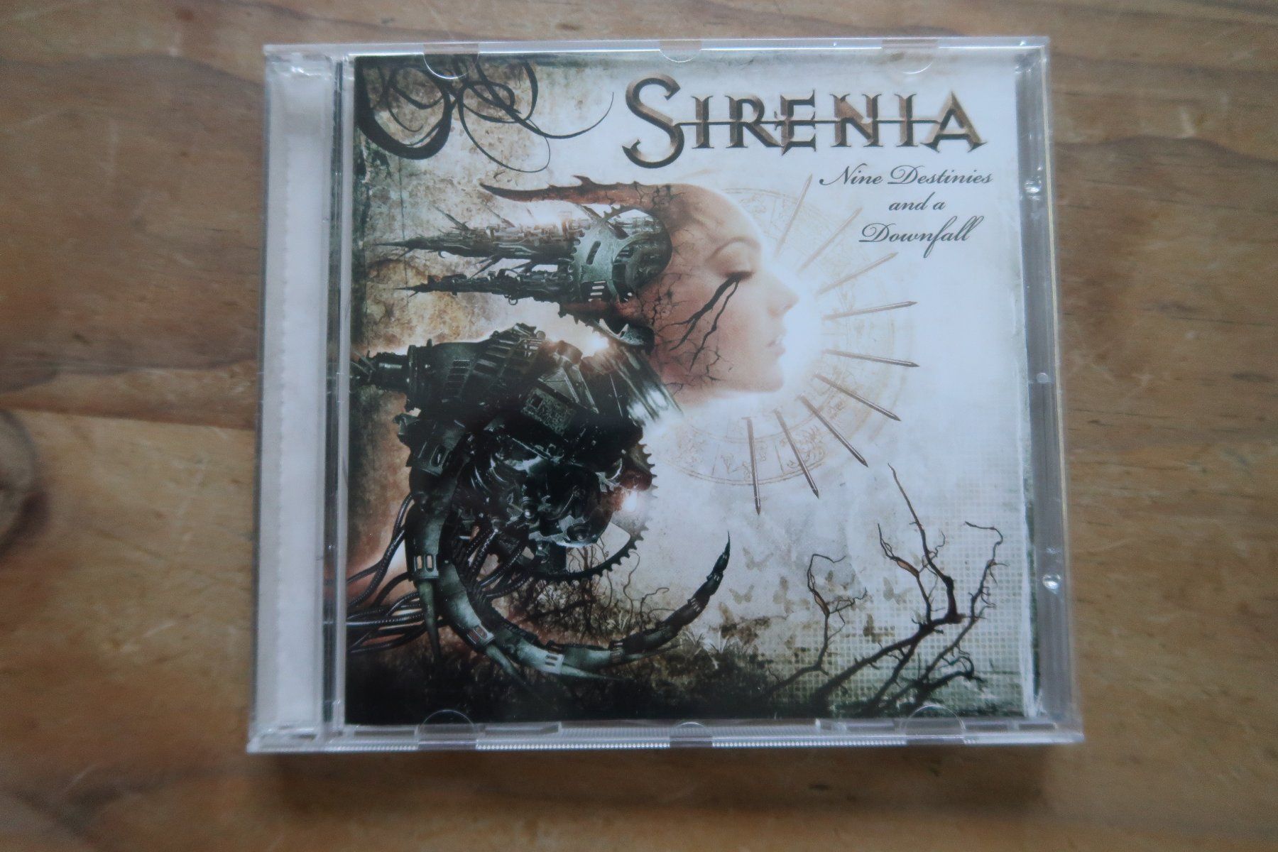 CDs: SIRENIA - NINE DESTINIES AND A DOWNFALL - CD – Gebraucht aus Basel von Patiscat