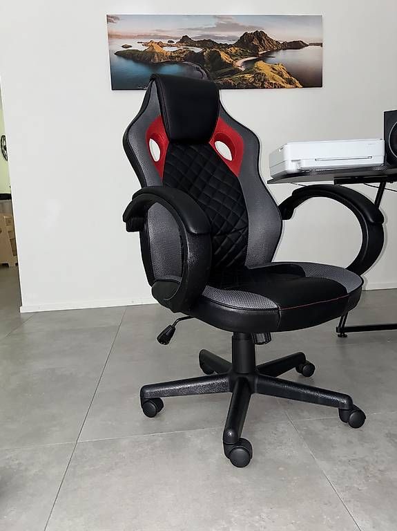 Chaises: Chaise de gaming – D'occasion à Constantine par san_nmr2