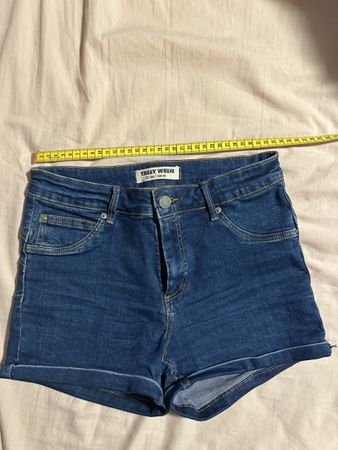 Tally Weijl Jeans Shorts, Grösse 36 - Verdient 2teChance