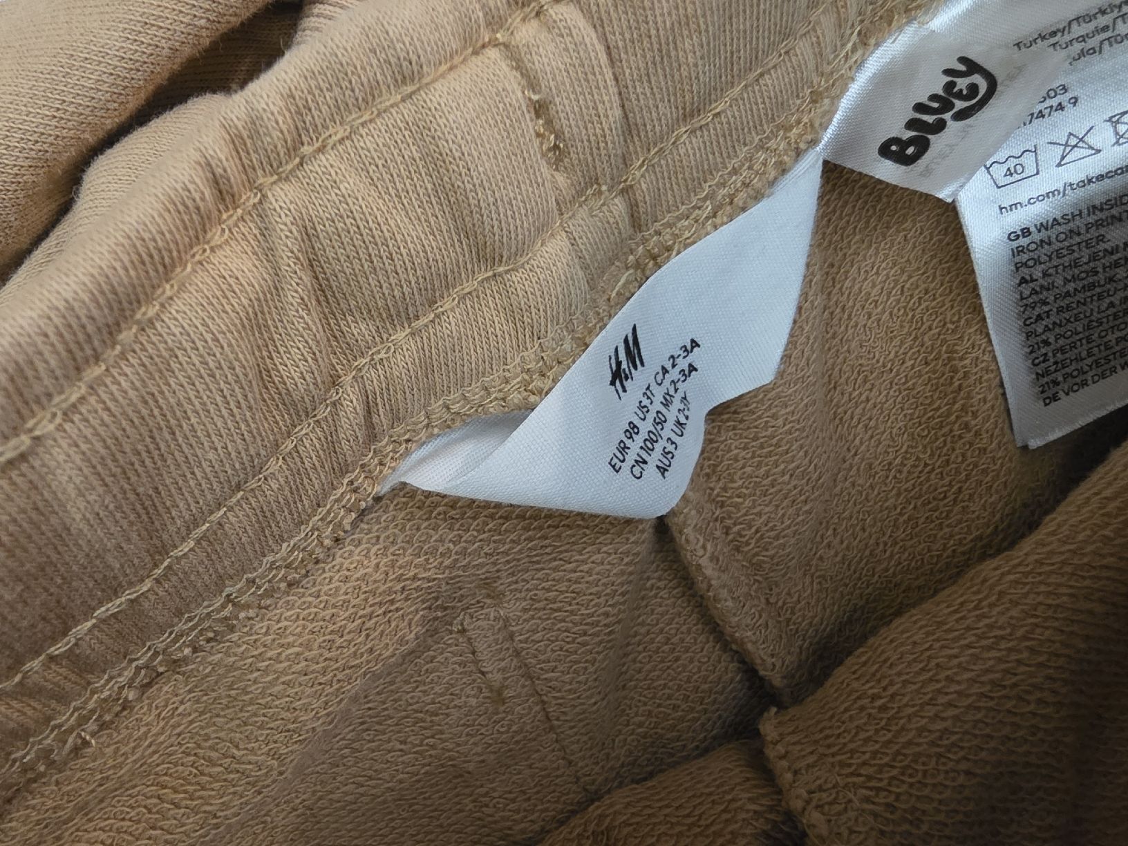 H&M Kleiderpakete & -sets: Bluey H&M Set Grösse 98 – Gebraucht aus St. Peterzell von upcycling_ 2