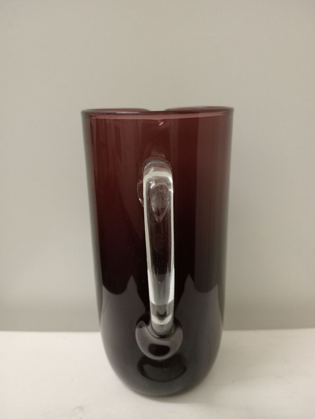 Caraffe: Elegante Vintage Glaskaraffe, Weinrot 1 L – Usato da Allschwil venduto da Evgeniia78 2