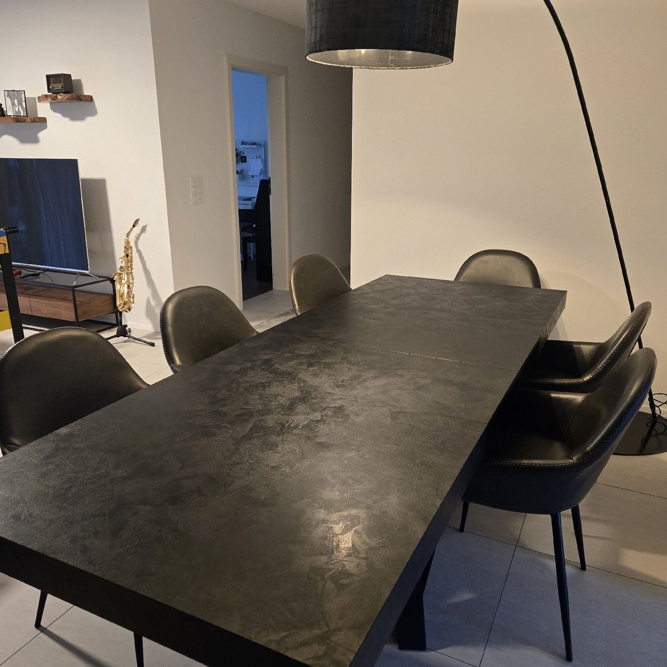Set di tavolo e panche: Esstisch mit 6 Stühlen – Usato da Oftringen venduto da Zey-Schmuck 2