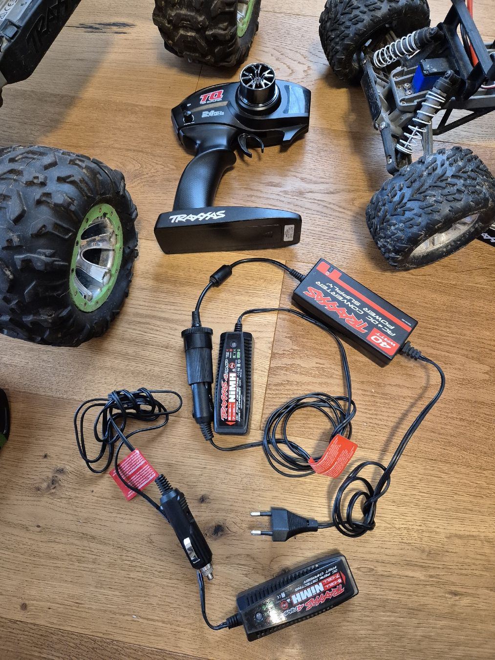 Traxxas RC Modellbau: 2 Traxxas RC Modelle Summit 1:8/Rustler 2WD – Defekt aus Krauchthal von 4by4 3