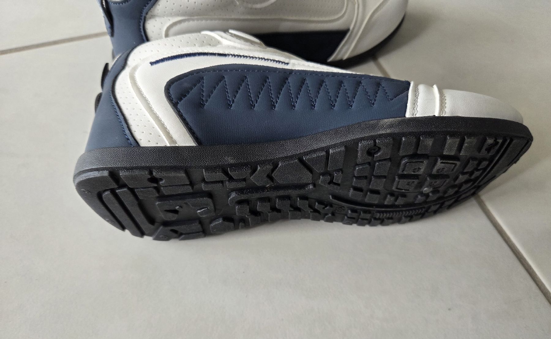 Scarpe da donna: Damen Schuhe Neue gr. 37 – Nuovo (secondo la descrizione) da Bronschhofen venduto da Katrusja 3