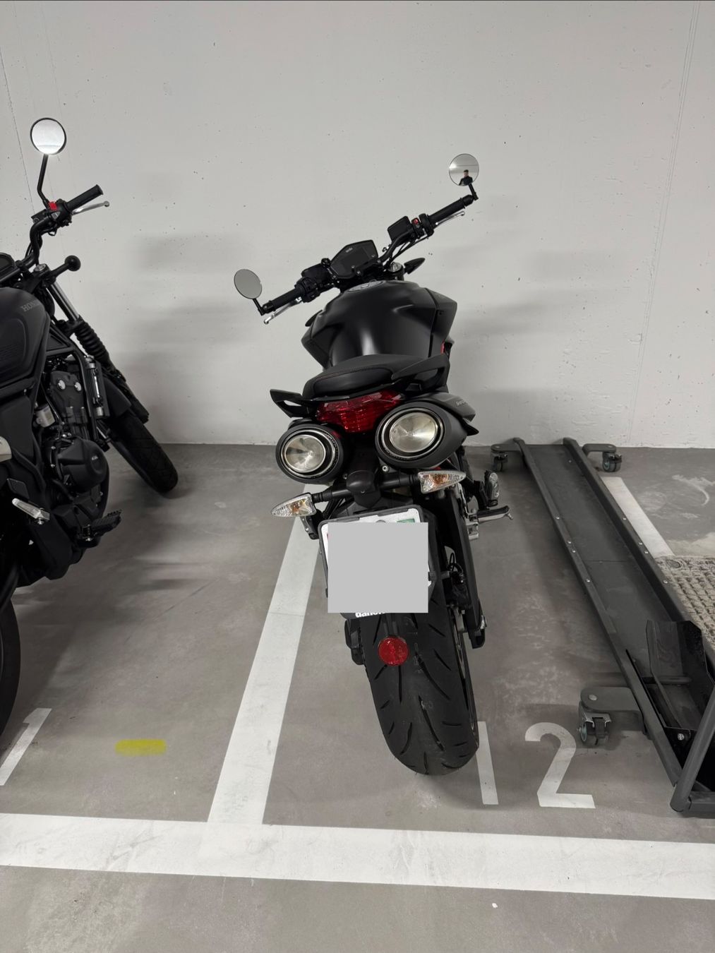 Aprilia Strada: Aprilia Shiver 900 – Nuovo (secondo la descrizione) da Wil SG venduto da robiinmueller 4