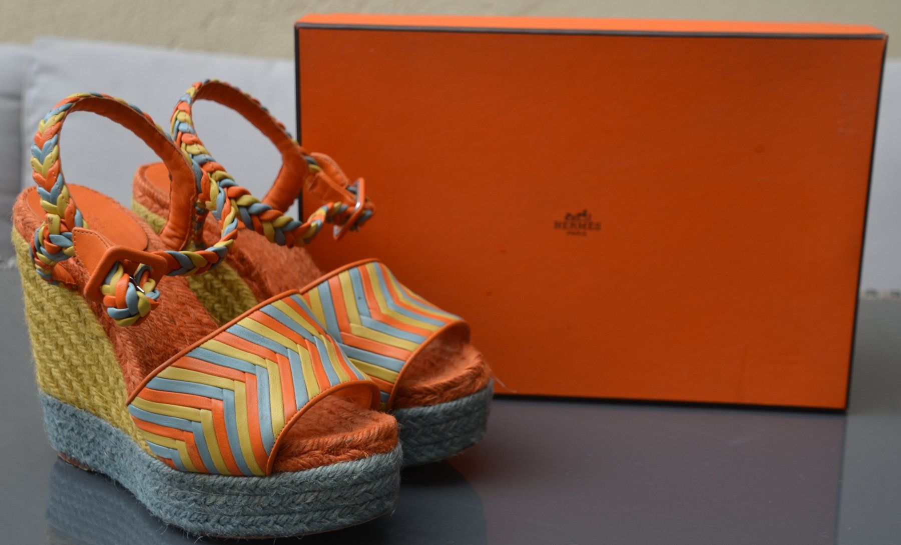 Hermès Scarpe da donna: Hermès Sandalen / Sandales .37 – Usato da Collonges venduto da Auganien 2