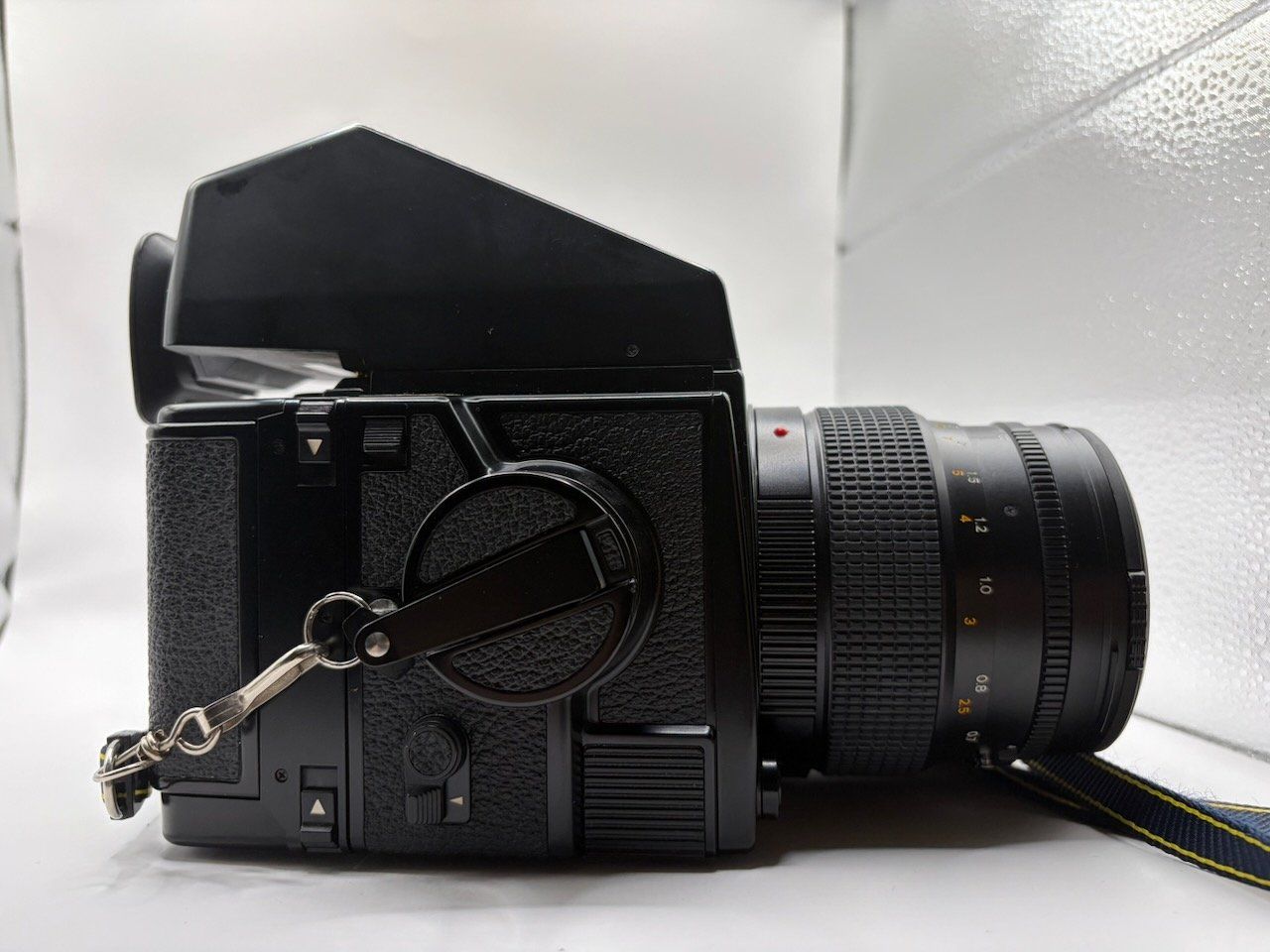 Bronica Fotocamera: Bronica GS-1 6x7 PG 65 grand-angle – Usato da Biel/Bienne venduto da kiouk 7