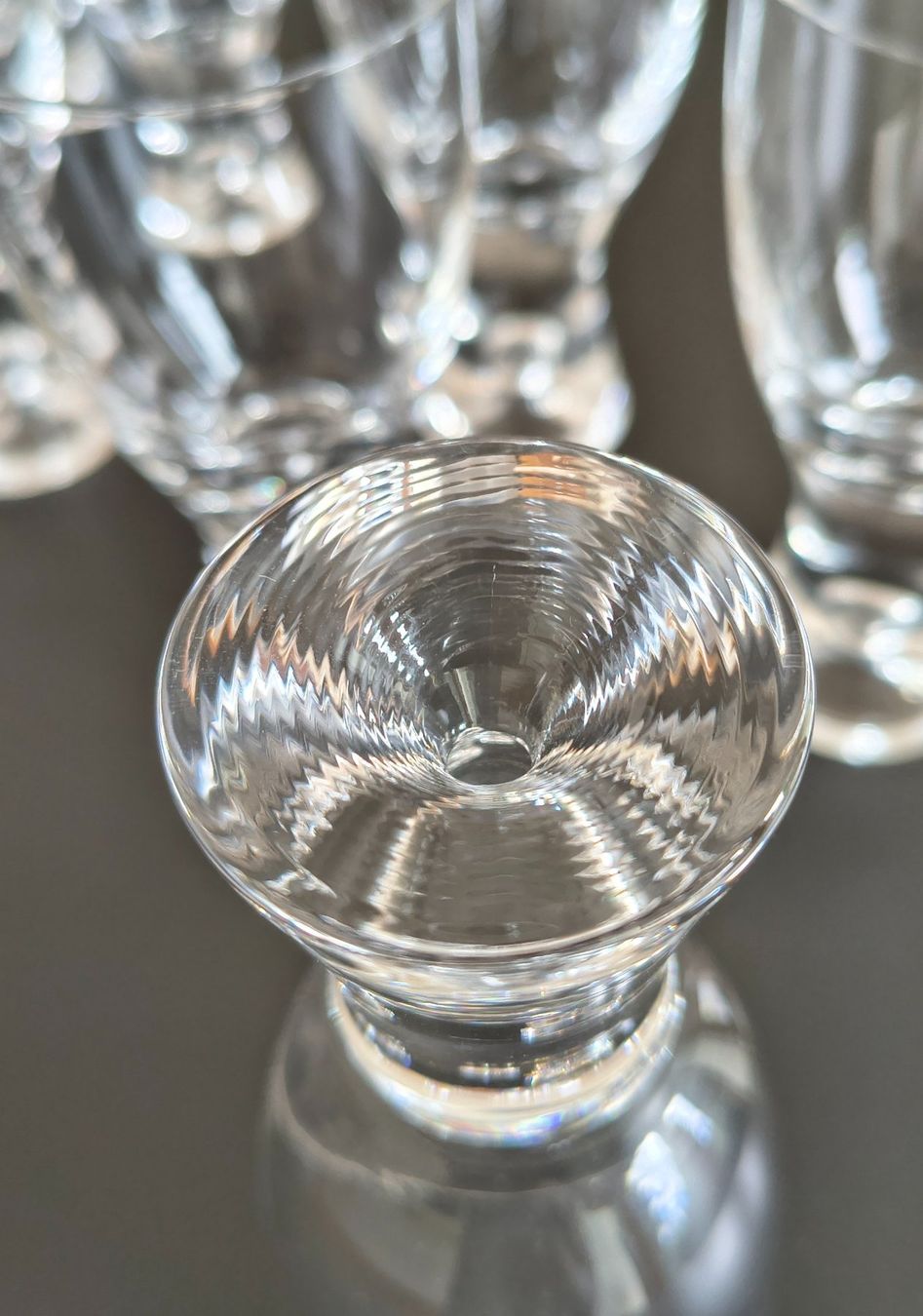 Iittala Bicchieri: IITTALA - Weissweingläser - 7 plus 1 – Nuovo (secondo la descrizione) da Oberglatt ZH venduto da ang_7znb 2