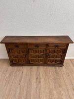 Vintage Spanisches Sideboard aus Massivholz