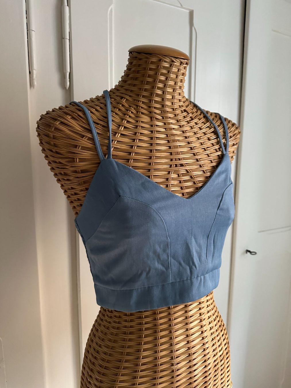 Shein Tops: SHEIN - cropped Top hellblau XS – Gebraucht aus Zürich von Diazaio 1