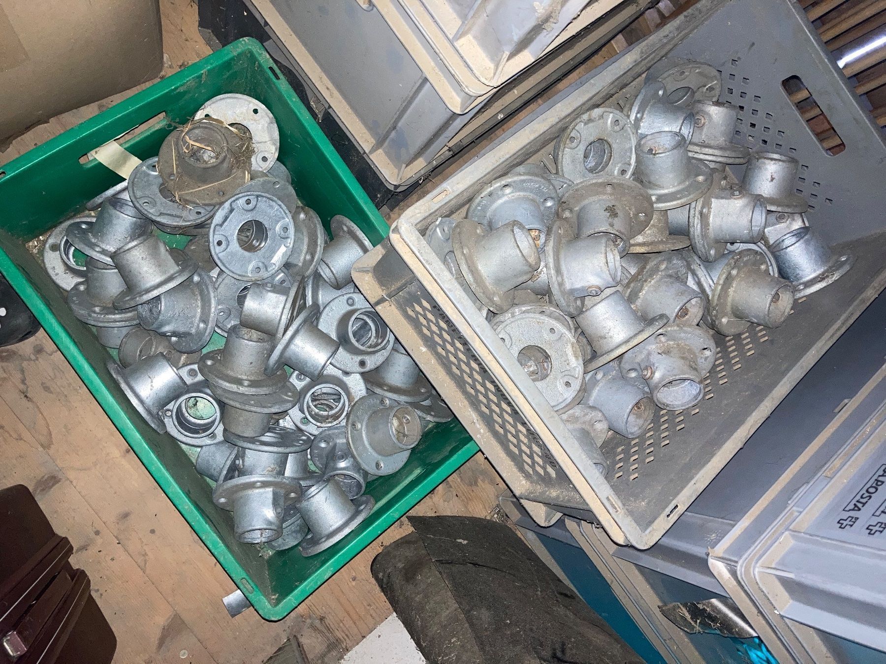 Wandhalterungen: Metallstangenhalter – Neu (gemäss Beschreibung) aus Däniken SO von Sonjab0 5