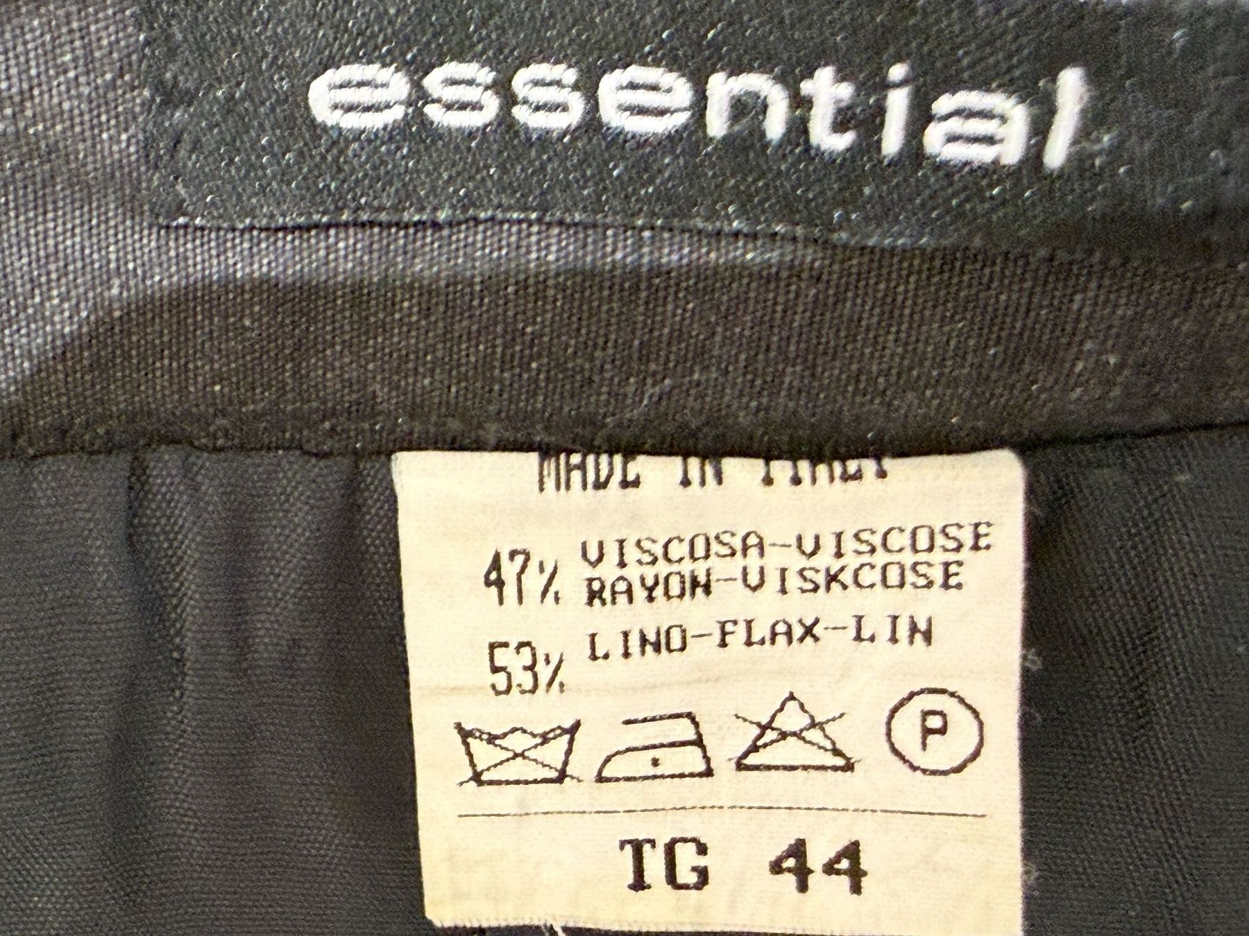 Gonne: Rock von Essential Gr 38 (IT 44) – Usato da Egg b. Zürich venduto da Nathalie14 6