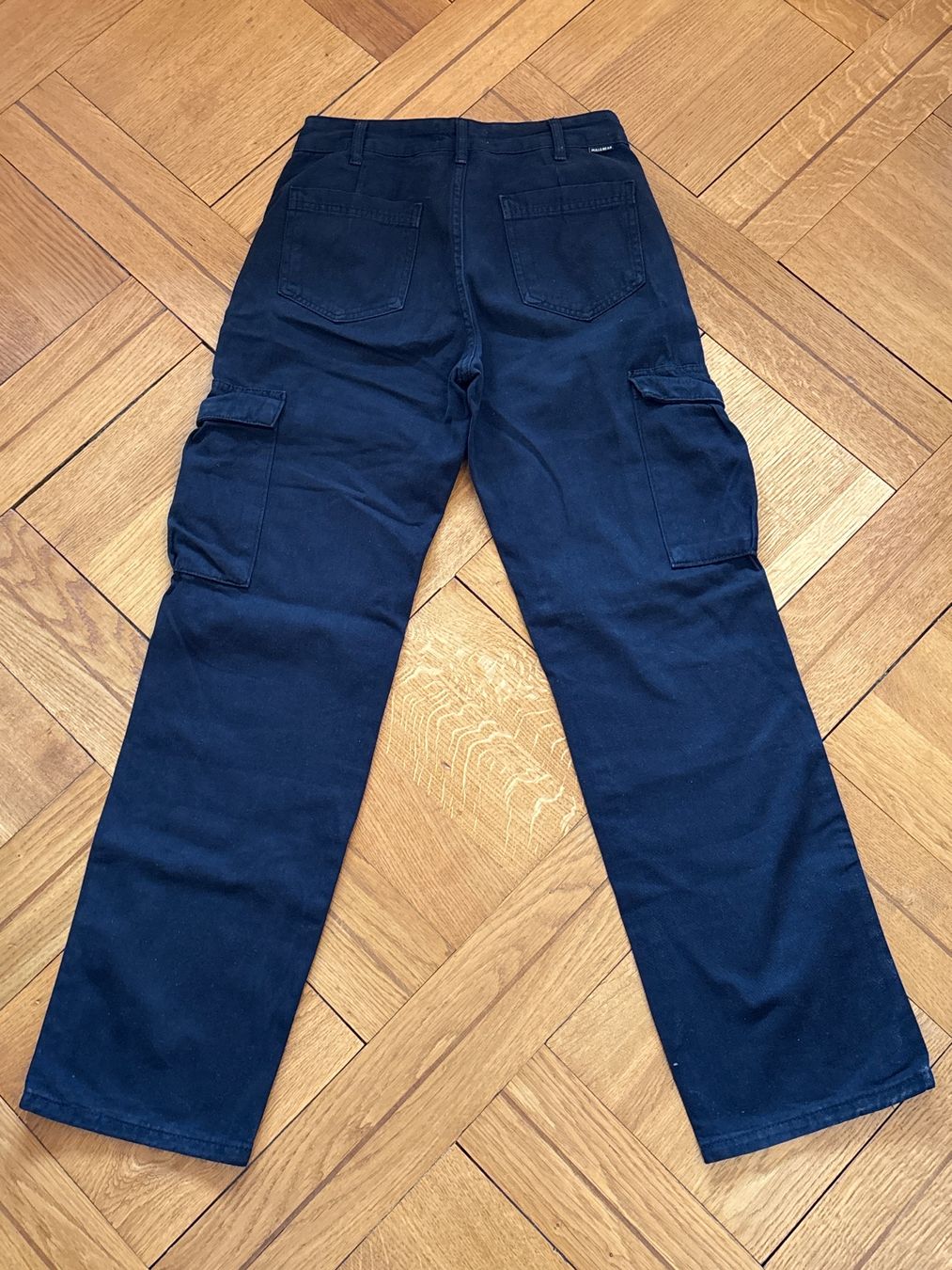 Pull&Bear Pantaloni: Cargo Hose Pull&Bear Grösse 36 – Usato da Genève venduto da Livsonman 1