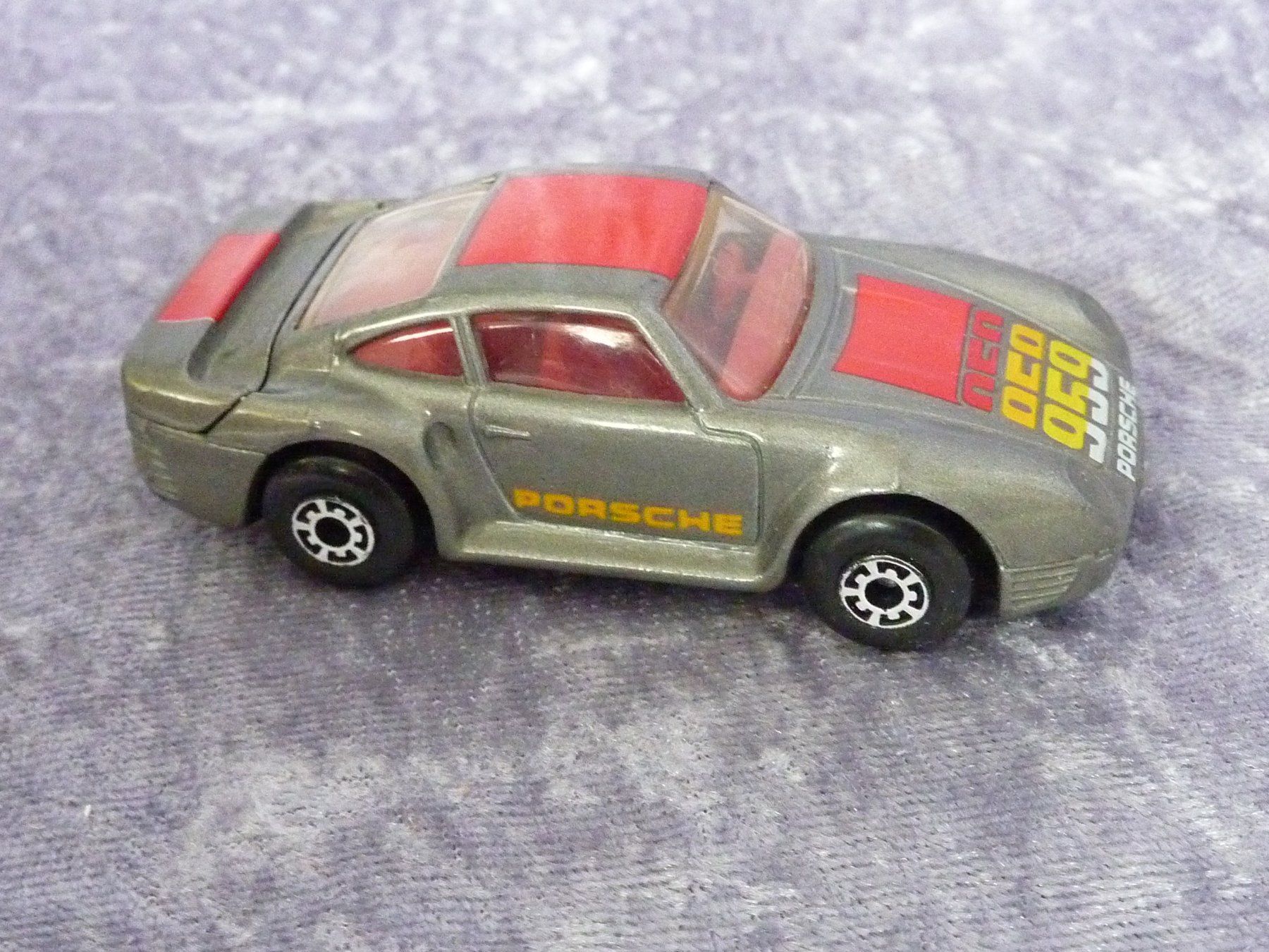Matchbox Modellini d'auto: Porsche 959 1:64 – Usato da Dürrenäsch venduto da Cobra1ch 2