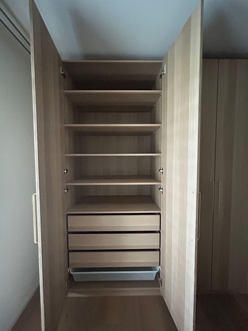 Ikea Schränke: PAX Kleiderschrank – Gebraucht aus Heerbrugg von Ilma_husjnvc 1