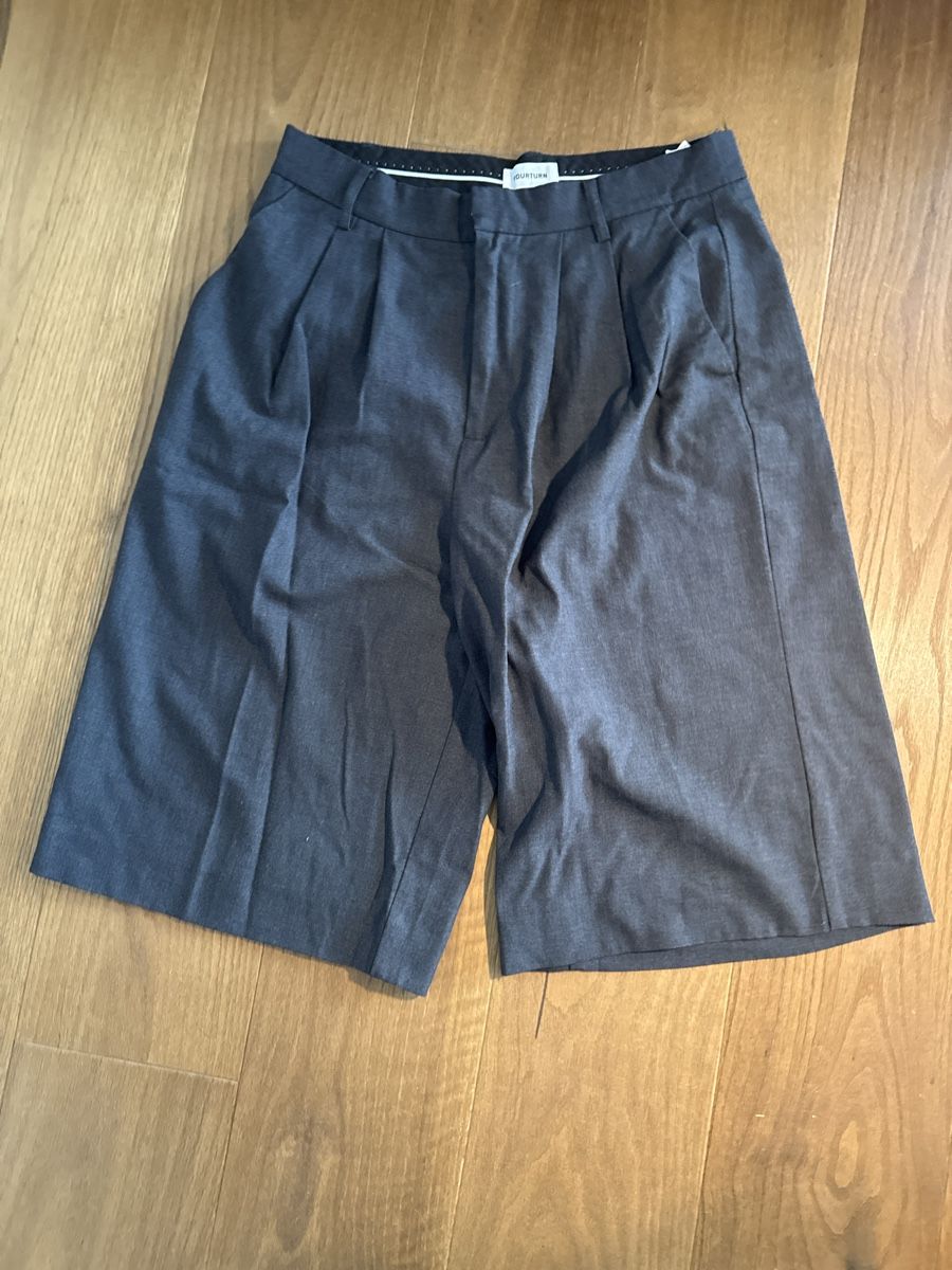 Pantalons: Baggy Shorts Good Condition  – D'occasion à Muttenz par Sil2n