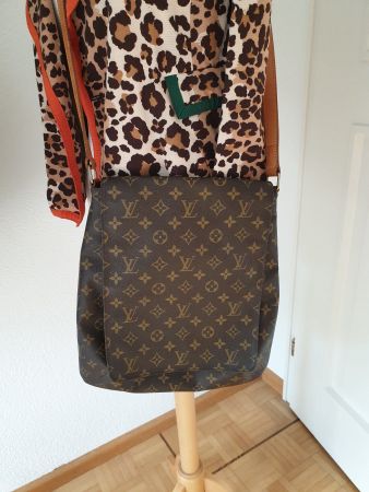 Louis Vuitton Salsa Musette GM Monogram