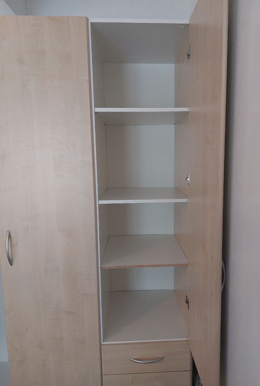 Armadi: Kleiderschrank – Usato da Uttigen venduto da bau_rxn6 7