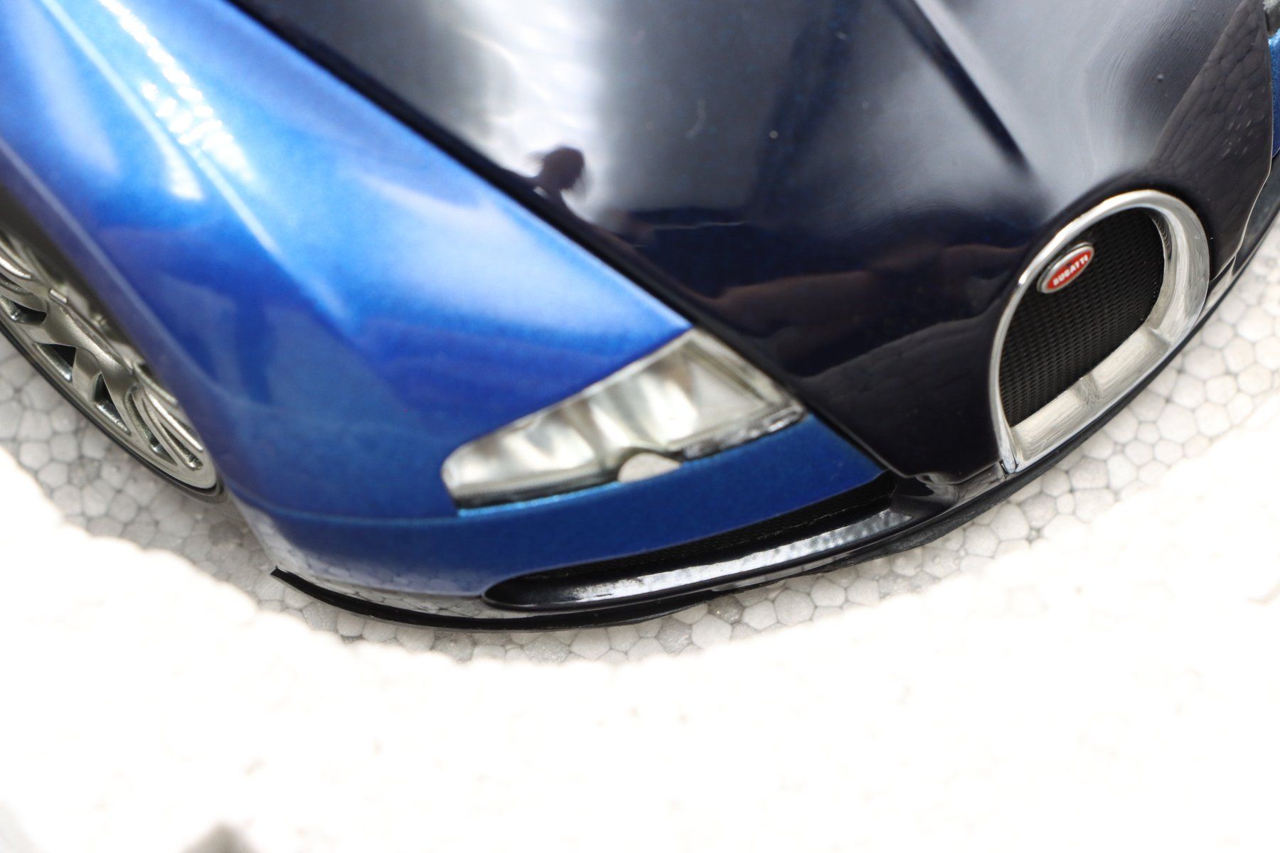 Bugatti Modellini d'auto: Bugatti Veyron 16.4 1:18 AutoArt – Nuovo (secondo la descrizione) da Bühl b.Aarberg venduto da modelldiecast 9