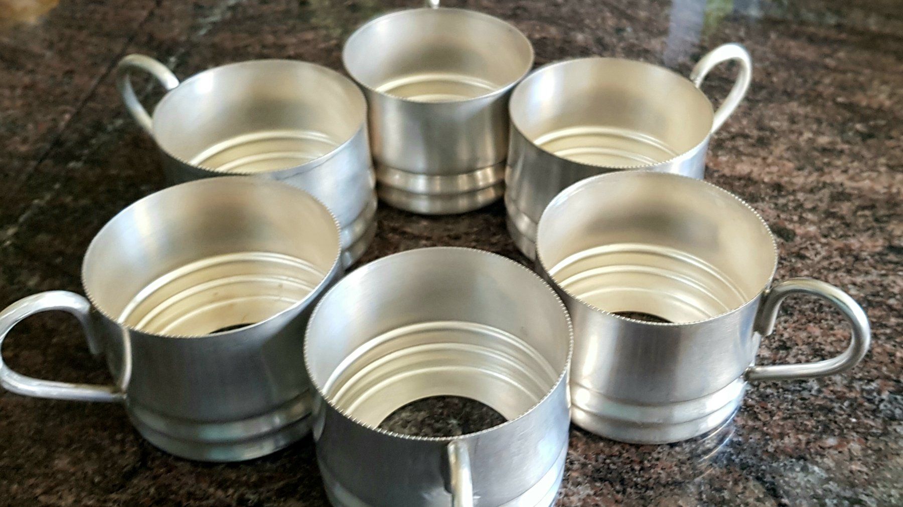 Altro per la casa: Glashalter Set SIGG 6 - er – Usato da Bern venduto da Griffs_jetzt_zue