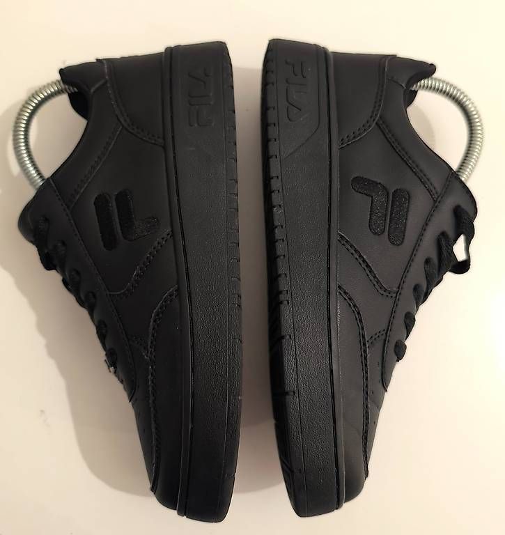 Scarpe da donna: FILA Sneaker  Leder, schwarz, Gr. 38 – Usato da Pully venduto da shulgin788 2