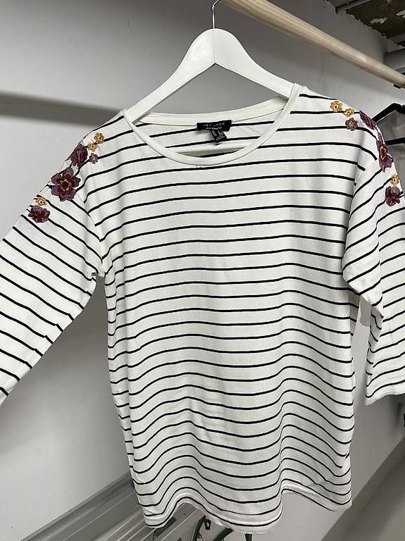 Pullover & Sweatshirts: Umstandsmode – Gebraucht aus Freienwil von Eggice2994