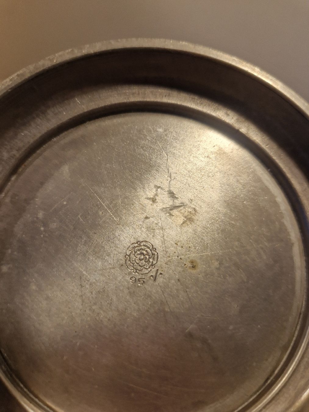 Caraffe: Channe vaudoise en étain – Usato da Moutier venduto da ste_z7jz 3