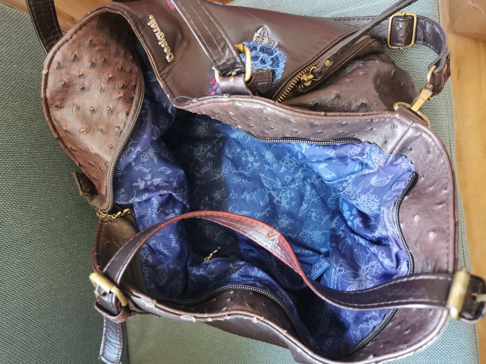 Desigual Tasche (Gebraucht) in Neuenegg für CHF 15 – mit Lieferung