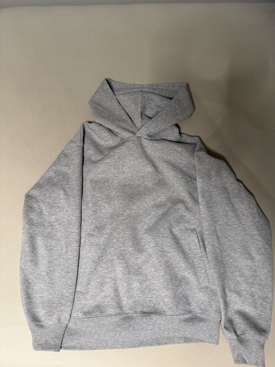 Uniqlo Pulls & Sweat-shirts: Uniqlo Hoodie grey S – Neuf (Voir description) à Zug par SebastianSonderegger