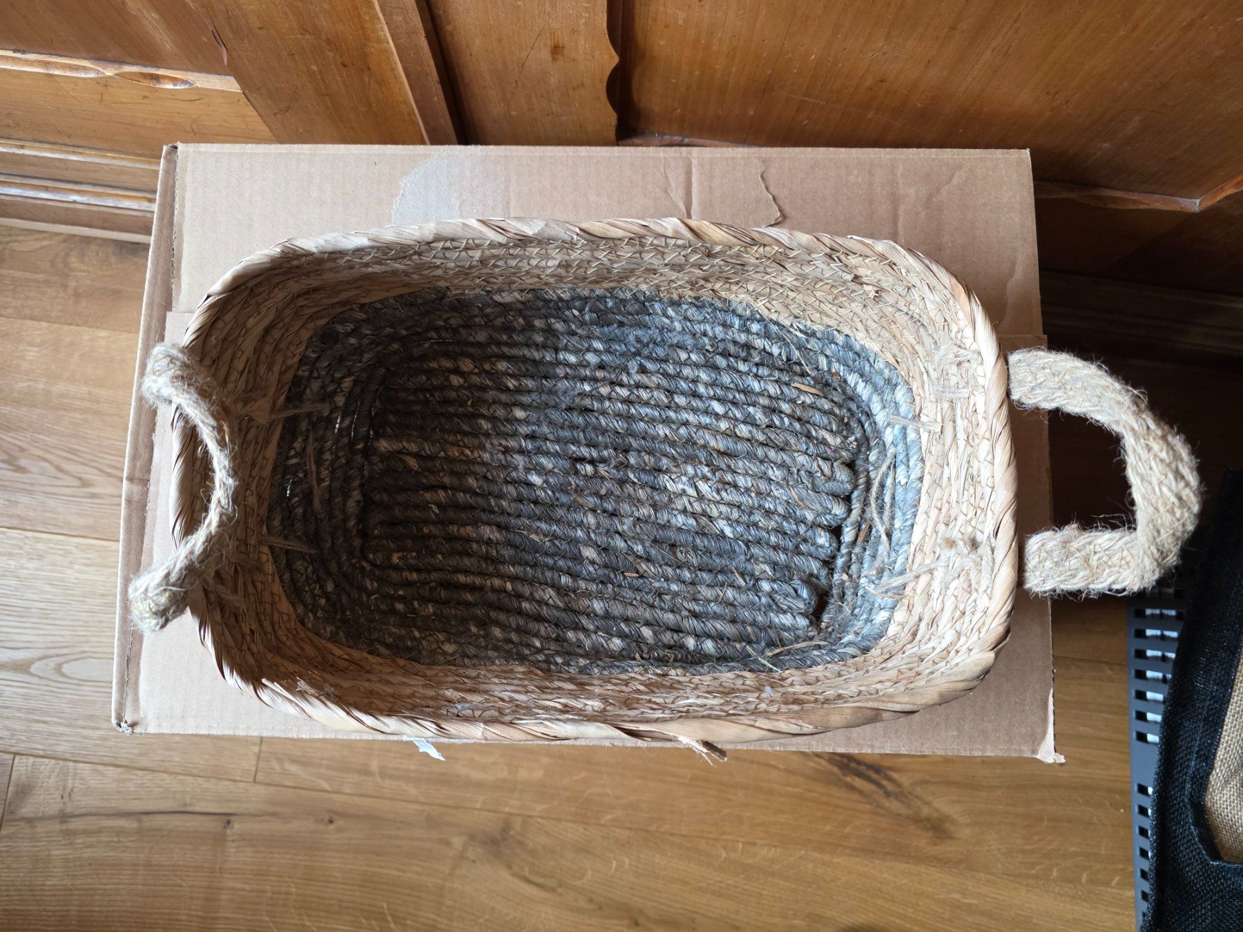 Altro per la casa: Bast Stroh Korb 34 cm x 21 cm x 14 cm – Usato da Walterswil BE venduto da Lonitti 4