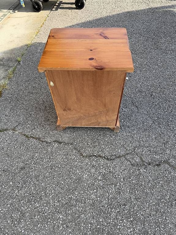 Tables de nuit: Comodini in legno massiccio – D'occasion à Gordola par Lokimaster 1