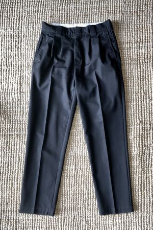 Carhartt – Schwarze Mesner Pant, Bundfaltenhose, Anzughose